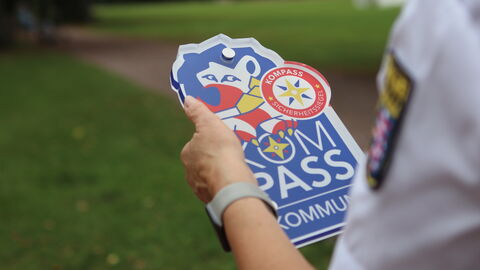 KOMPASS-Schild KOMPASS-Schild